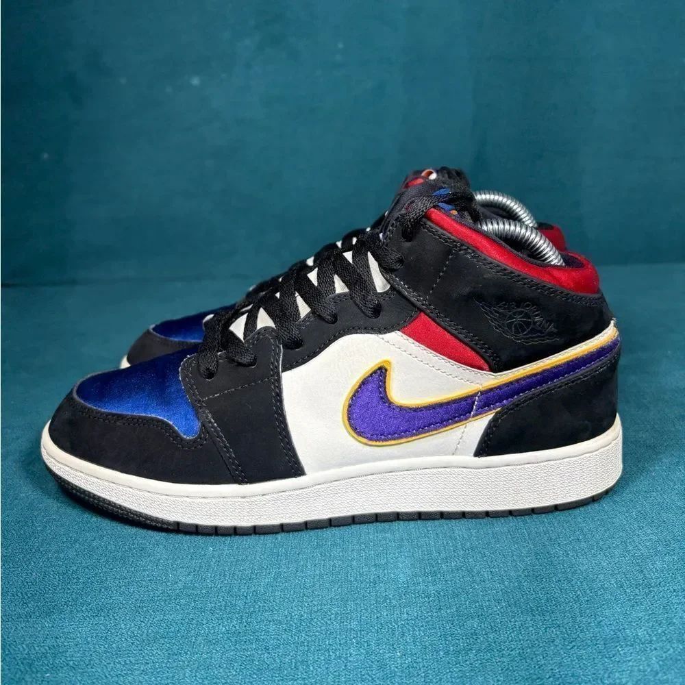 Nike Air Jordan 1 Mid SE Rivals White Blue Black Purple Yellow Size 7Y/8.5Women